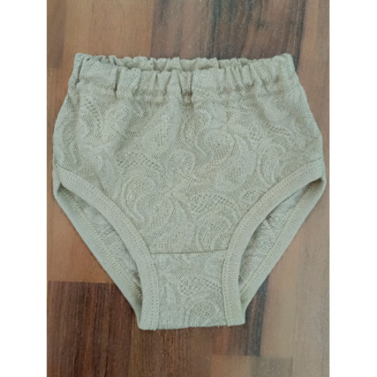 Труси на дівчинку